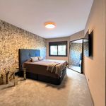 Rent 3 bedroom house of 220 m² in Marbella