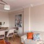 Istanbul konumunda 3 yatak odalı 125 m² daire