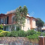 Rent 4 bedroom house of 230 m² in İzmir