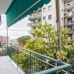 Rent 5 bedroom apartment of 100 m² in Genova