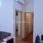 Affitto 3 camera appartamento di 97 m² in Cremona