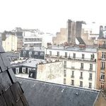Rent 1 bedroom apartment of 9 m² in Paris 9e