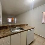 Rent 2 bedroom apartment of 633 m² in South Miami