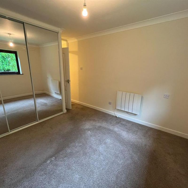 High Street, Old Whittington... 1 bed house to rent - £700 pcm (£162 pw)