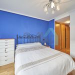 Rent 4 bedroom apartment of 132 m² in Oviedo