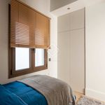 Rent 3 bedroom apartment of 123 m² in Barcelona