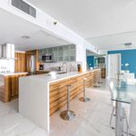 Rent 1 bedroom apartment of 1066 m² in Miami