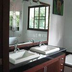 Rent 4 bedroom house of 500 m² in Bang Kapi