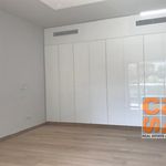 Rent 3 bedroom apartment of 250 m² in Glyfada