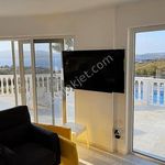 Rent 6 bedroom house of 300 m² in İzmir