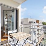 Rent 1 bedroom apartment of 10 m² in Puteaux