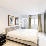 Rent 3 bedroom apartment of 135 m² in Barcelona