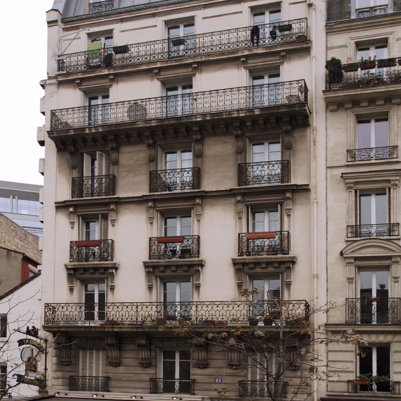 Appartement intermédiaire PARIS à louer | in'li