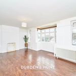 Rent 3 bedroom flat in Epping Forest