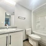 Rent 2 bedroom apartment of 71 m² in Kitchener