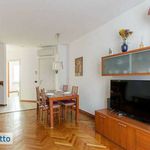 Affitto 2 camera casa di 55 m² in Milan