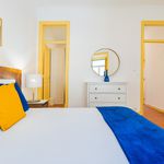 Rent 2 bedroom apartment of 65 m² in Lisboa