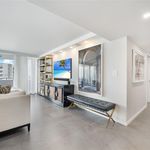 Rent 2 bedroom apartment of 1733 m² in Miami Beach
