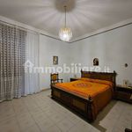 Rent 4 bedroom apartment of 90 m² in Potenza