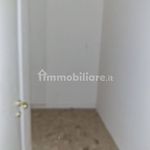 Affitto 5 camera appartamento di 179 m² in Vicenza