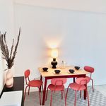 Rent 2 bedroom apartment of 10 m² in Bordeaux