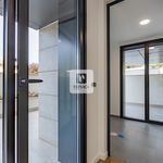 Rent 2 bedroom apartment of 98 m² in Porto