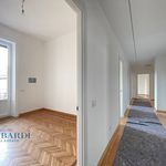 Rent 4 bedroom apartment of 220 m² in Milano