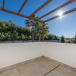 Rent 3 bedroom house of 247 m² in Marbella