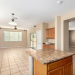 Rent 4 bedroom apartment of 182 m² in Phoenix