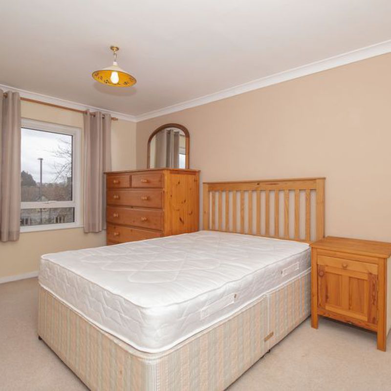 4 Bedroom Property Under Offer Old Vicarage Green Keynsham, Bristol