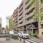 Rent 5 bedroom apartment of 134 m² in Madrid