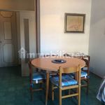 Affitto 5 camera appartamento di 83 m² in Riccione