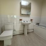 Rent 2 bedroom flat in Chigwell