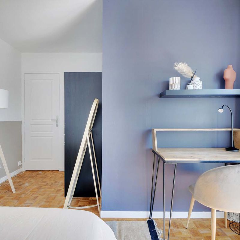 Move into this 10 m² bedroom in coliving in Puteaux