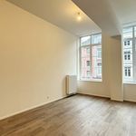 Appartement de 79 m² avec 1 chambre(s) en location à Namur