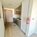 Rent 1 bedroom apartment of 31 m² in Dubai