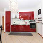 Affitto 2 camera appartamento di 74 m² in Seregno