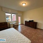 Rent 4 bedroom apartment of 98 m² in Bologna
