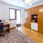 Rent 1 bedroom apartment of 560 m² in Konstantinovy Lázně