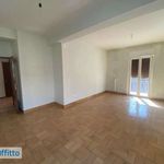 Rent 5 bedroom apartment of 135 m² in Bari