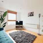 Rent 2 bedroom flat of 76 m² in Manchester
