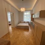 Rent 3 bedroom apartment of 82 m² in Krakow