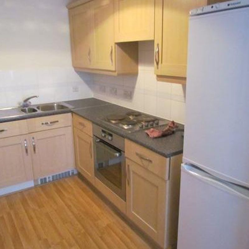 Flat to rent in St. Andrews Close, Canterbury CT1