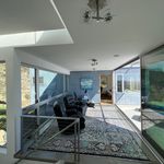 Rent 4 bedroom house of 294 m² in Malibu