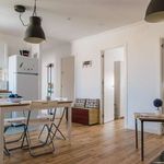 Rent a room of 100 m² in Valencia