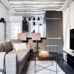 Rent 1 bedroom apartment of 61 m² in Paris