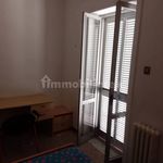 Affitto 3 camera appartamento di 85 m² in Taranto