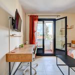 Rent a room of 70 m² in Marseille