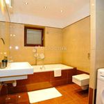 Rent 5 bedroom apartment of 140 m² in Opatija