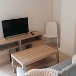 Rent 2 bedroom apartment of 32 m² in Niort